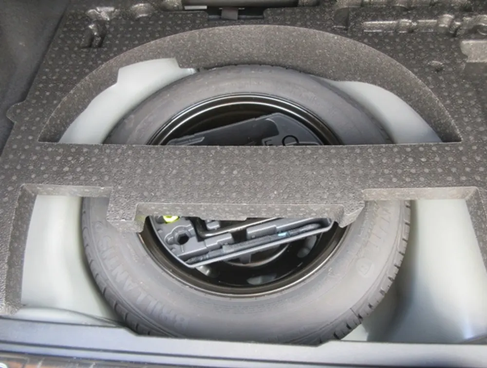 PEUGEOT 2008 GTLINE MOONROOF - PRG Motors Ltd