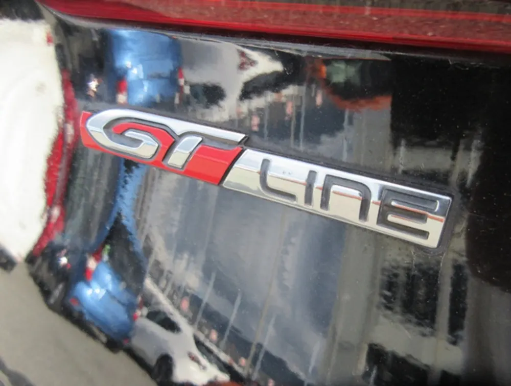 PEUGEOT 2008 GTLINE MOONROOF - PRG Motors Ltd