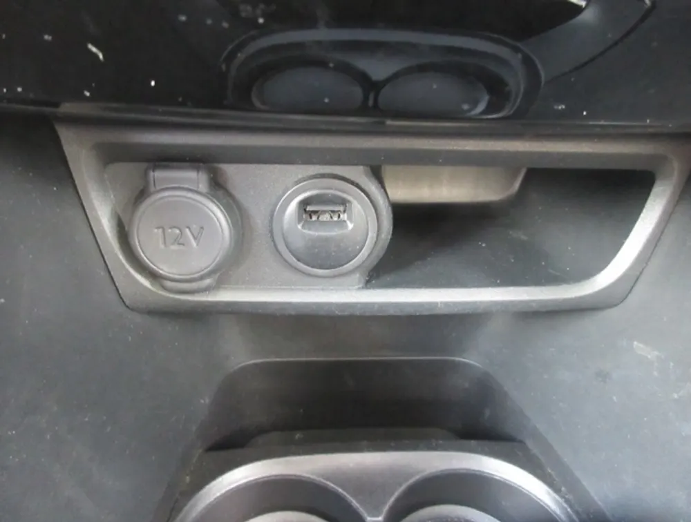 PEUGEOT 2008 GTLINE MOONROOF - PRG Motors Ltd