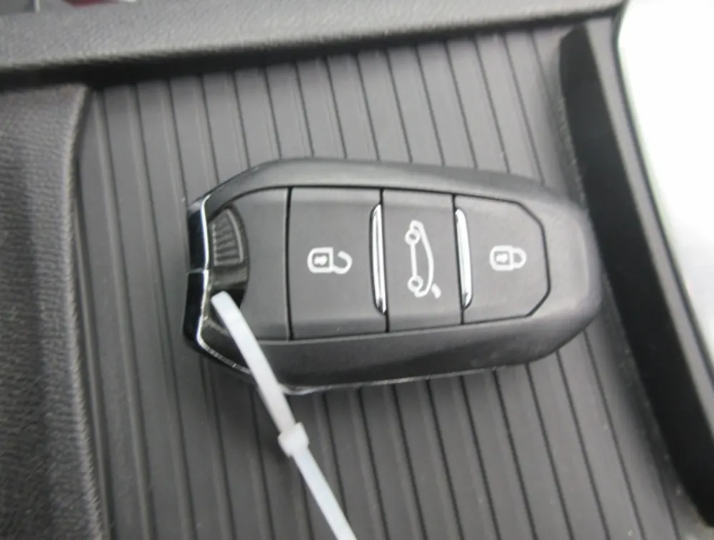 PEUGEOT 308 S/WAGON MOONROOF - PRG Motors Ltd