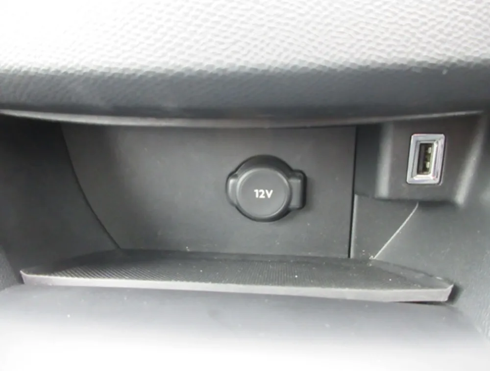 PEUGEOT 308 S/WAGON MOONROOF - PRG Motors Ltd