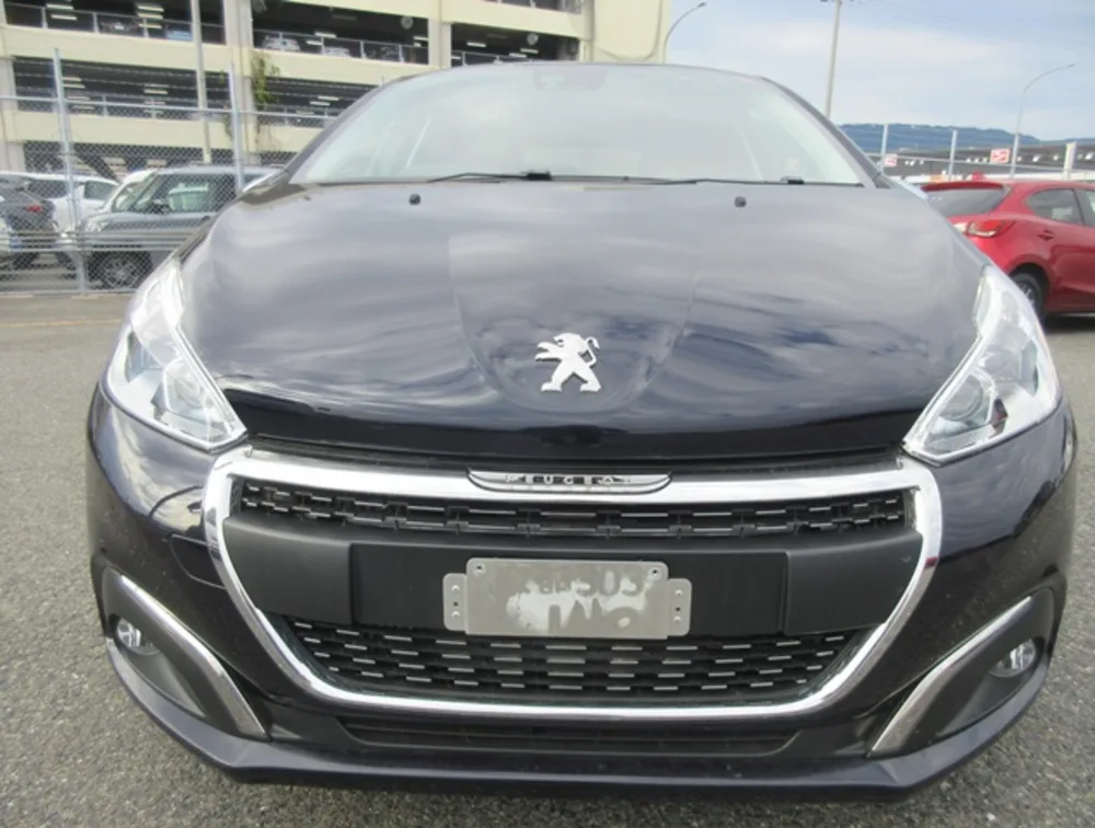 PEUGEOT 208 ALLURE - PRG Motors Ltd