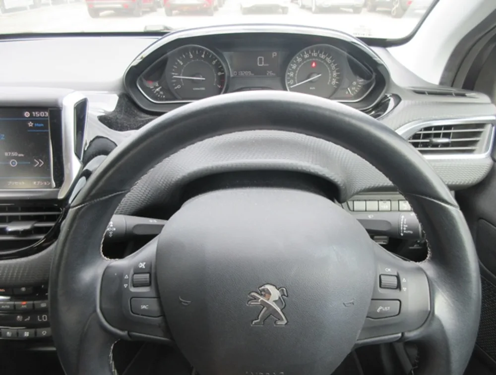PEUGEOT 208 ALLURE - PRG Motors Ltd