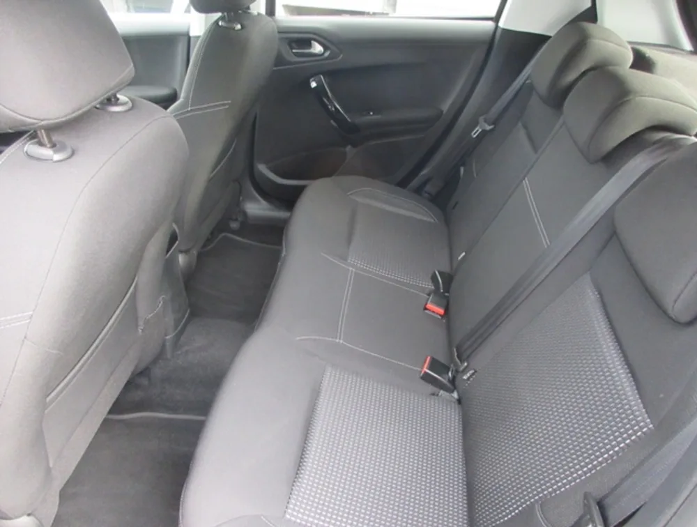 PEUGEOT 208 ALLURE - PRG Motors Ltd