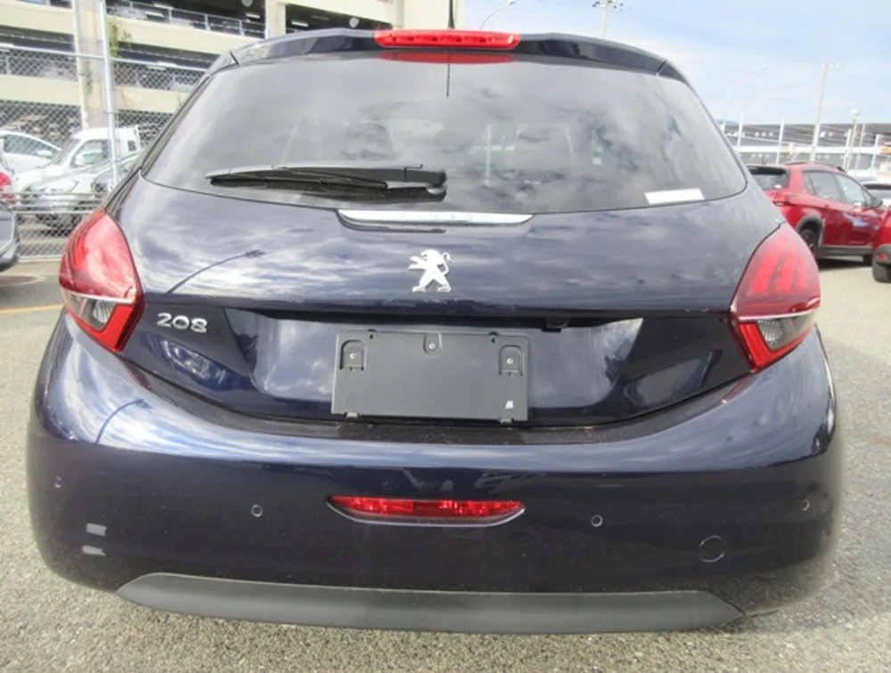 PEUGEOT 208 ALLURE - PRG Motors Ltd