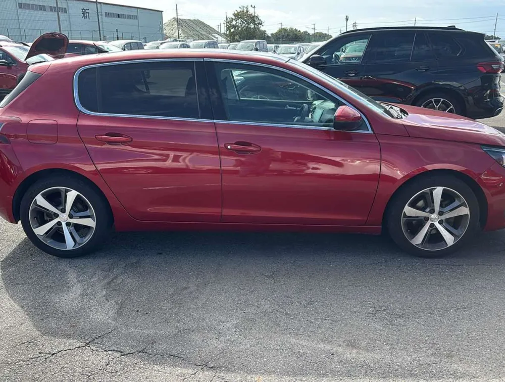 PEUGEOT 308 CIELO MOONROOF - PRG Motors Ltd