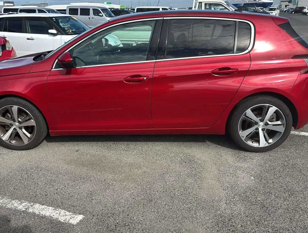 PEUGEOT 308 CIELO MOONROOF - PRG Motors Ltd