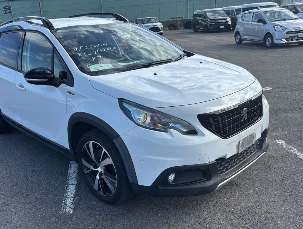 PEUGEOT 2008 GTLINE