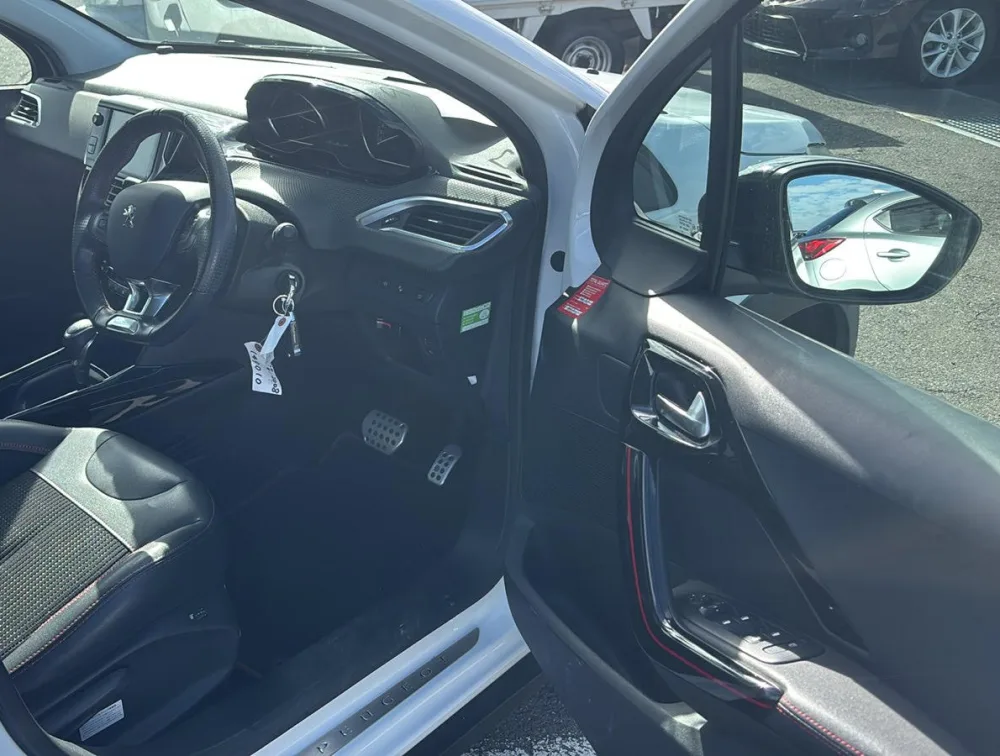 PEUGEOT 2008 GTLINE - PRG Motors Ltd