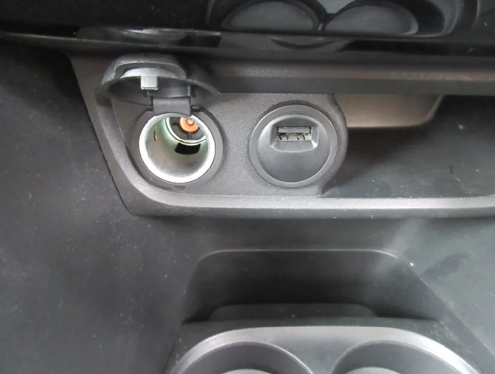 PEUGEOT 2008 GTLINE MOONROOF - PRG Motors Ltd