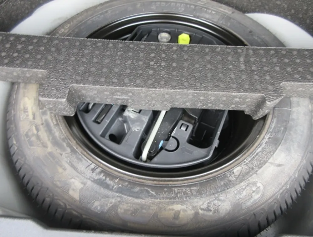 PEUGEOT 2008 GTLINE MOONROOF - PRG Motors Ltd