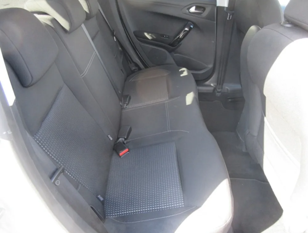 PEUGEOT 208 ALLURE - PRG Motors Ltd