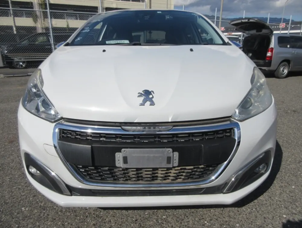 PEUGEOT 208 ALLURE - PRG Motors Ltd