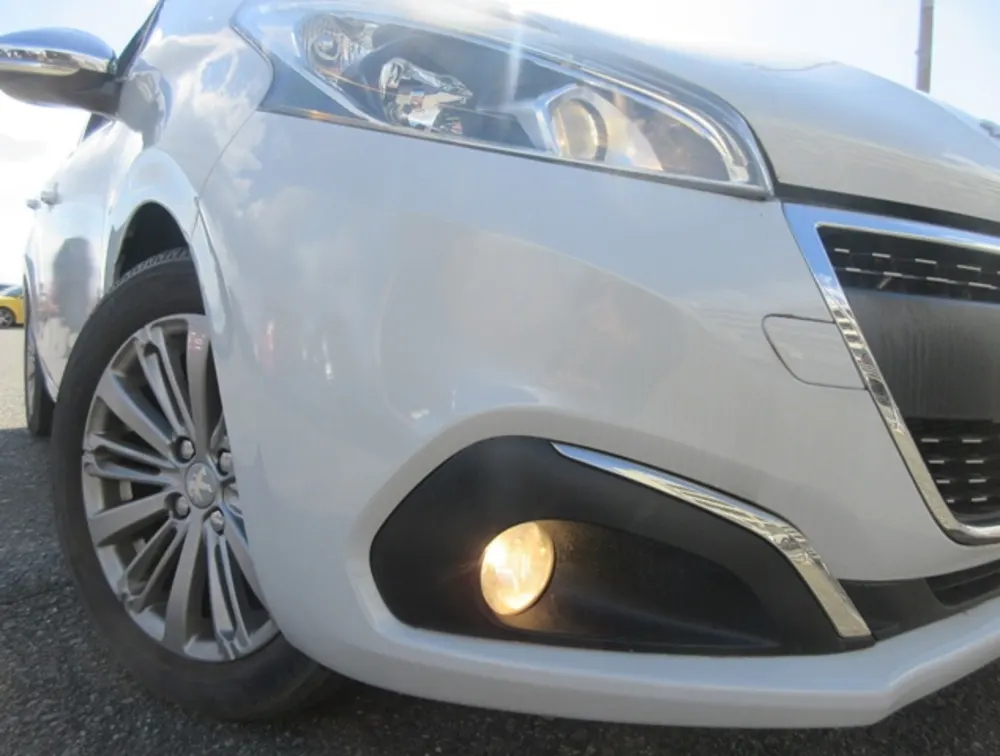 PEUGEOT 208 ALLURE - PRG Motors Ltd