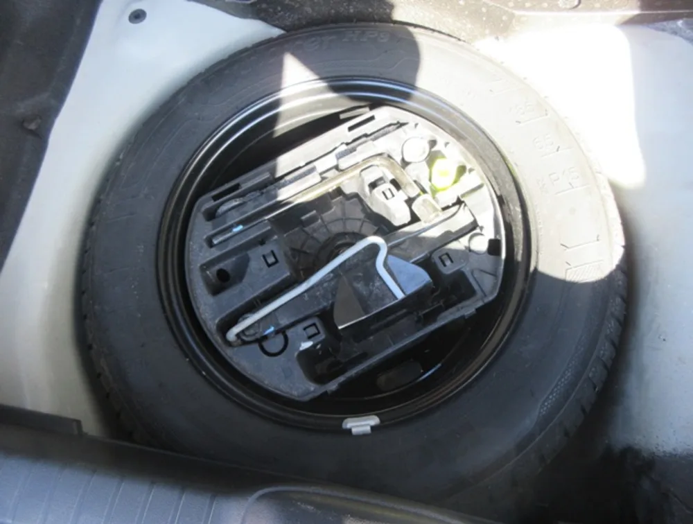 PEUGEOT 208 ALLURE - PRG Motors Ltd