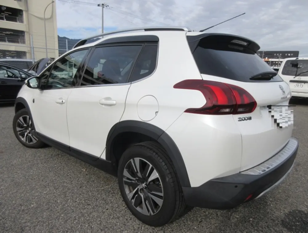 PEUGEOT 2008 CROSSCITY MOONROOF - PRG Motors Ltd