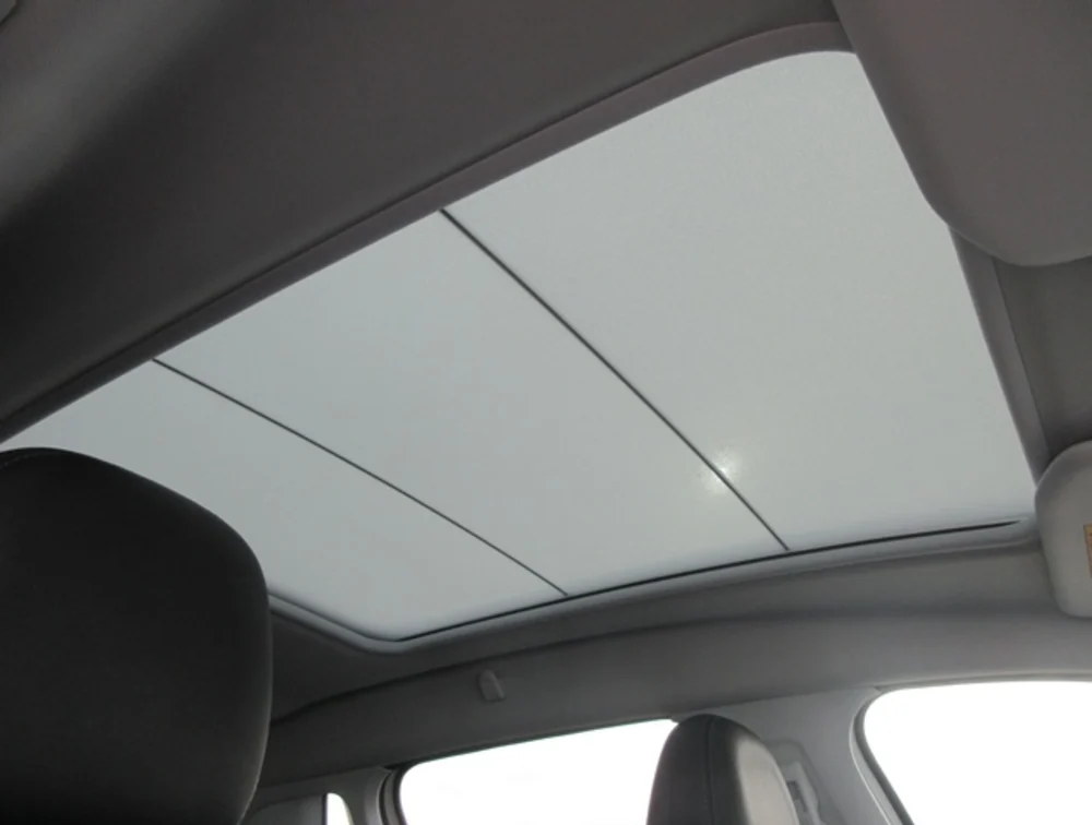 PEUGEOT 2008 CROSSCITY MOONROOF - PRG Motors Ltd
