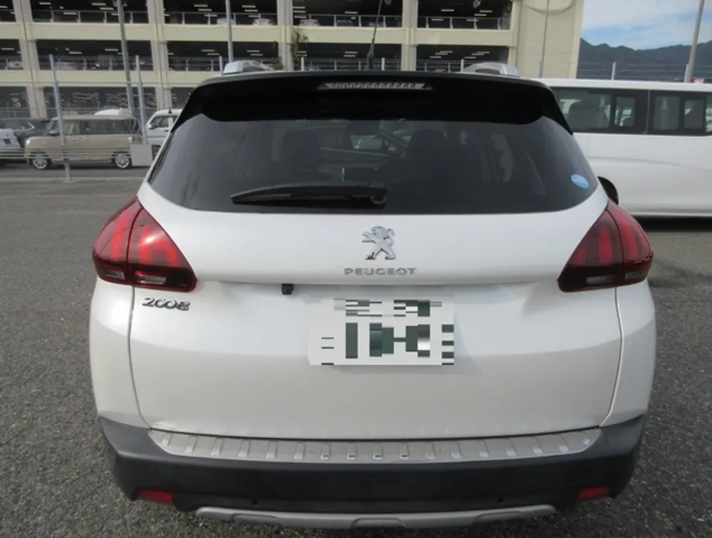 PEUGEOT 2008 CROSSCITY MOONROOF - PRG Motors Ltd