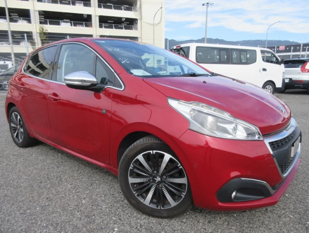 PEUGEOT 208 TECH PACK EDITION