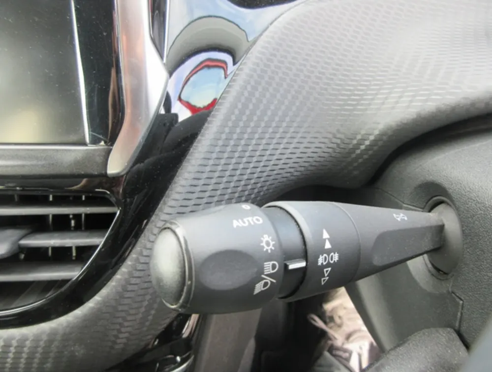 PEUGEOT 208 TECH PACK EDITION - PRG Motors Ltd