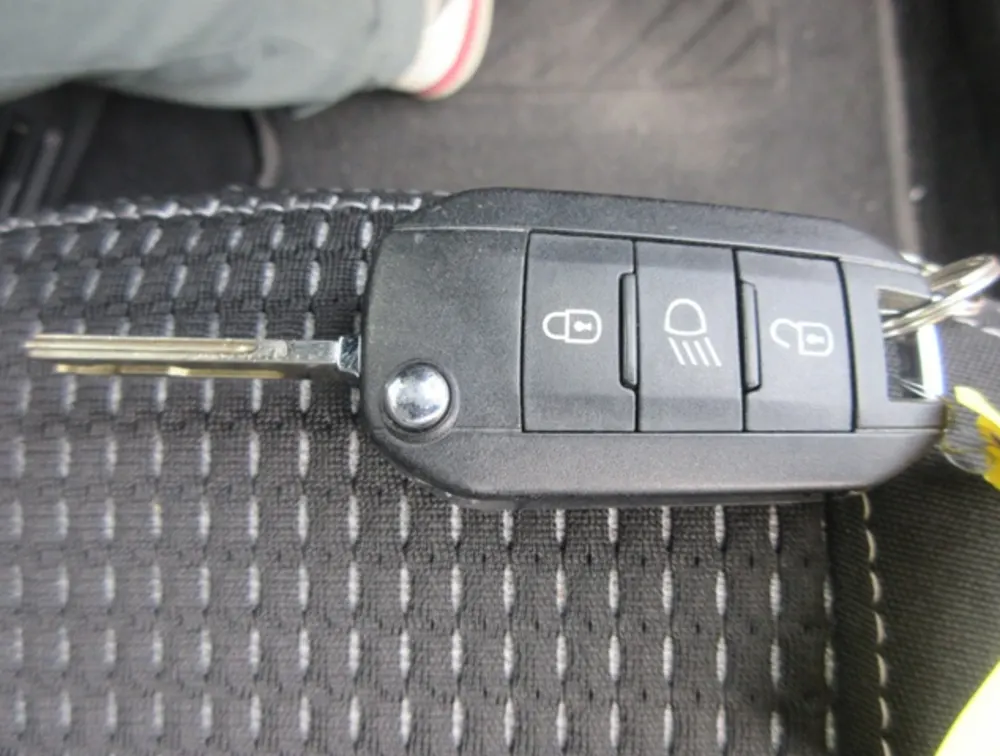 PEUGEOT 208 TECH PACK EDITION - PRG Motors Ltd