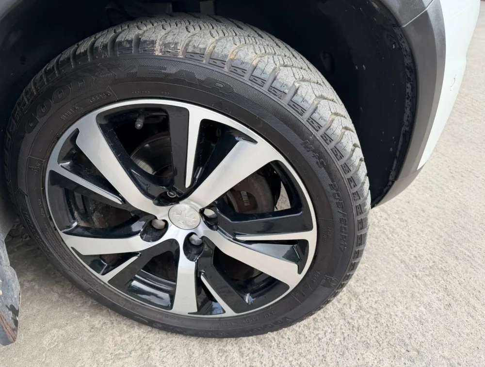 PEUGEOT 2008 GTLINE - PRG Motors Ltd