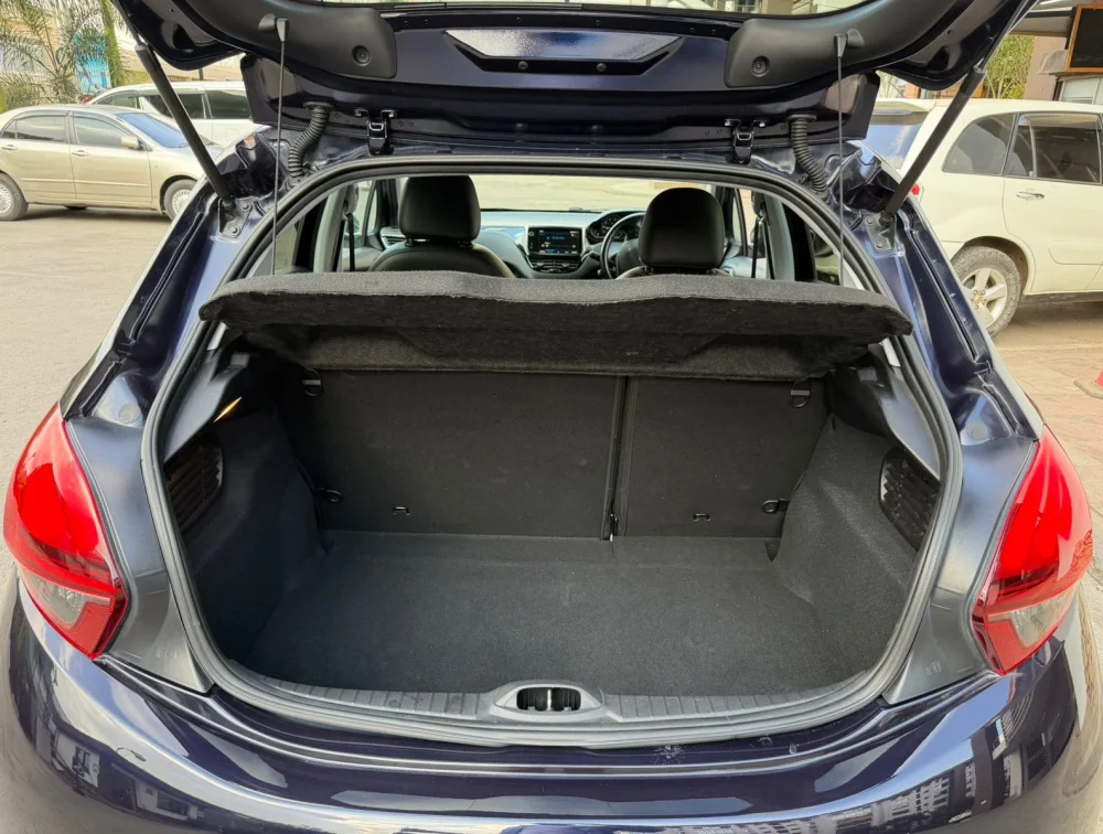 PEUGEOT 208 TECH EDITION LEATHER SEATS - PRG Motors Ltd