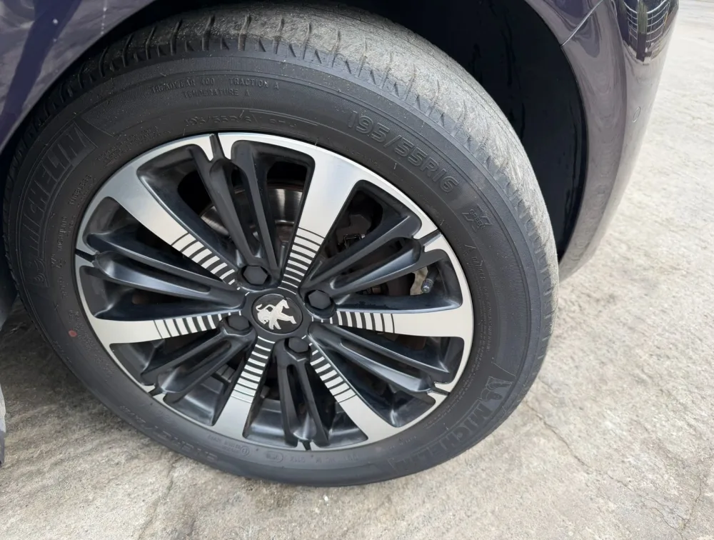 PEUGEOT 208 TECH EDITION - PRG Motors Ltd