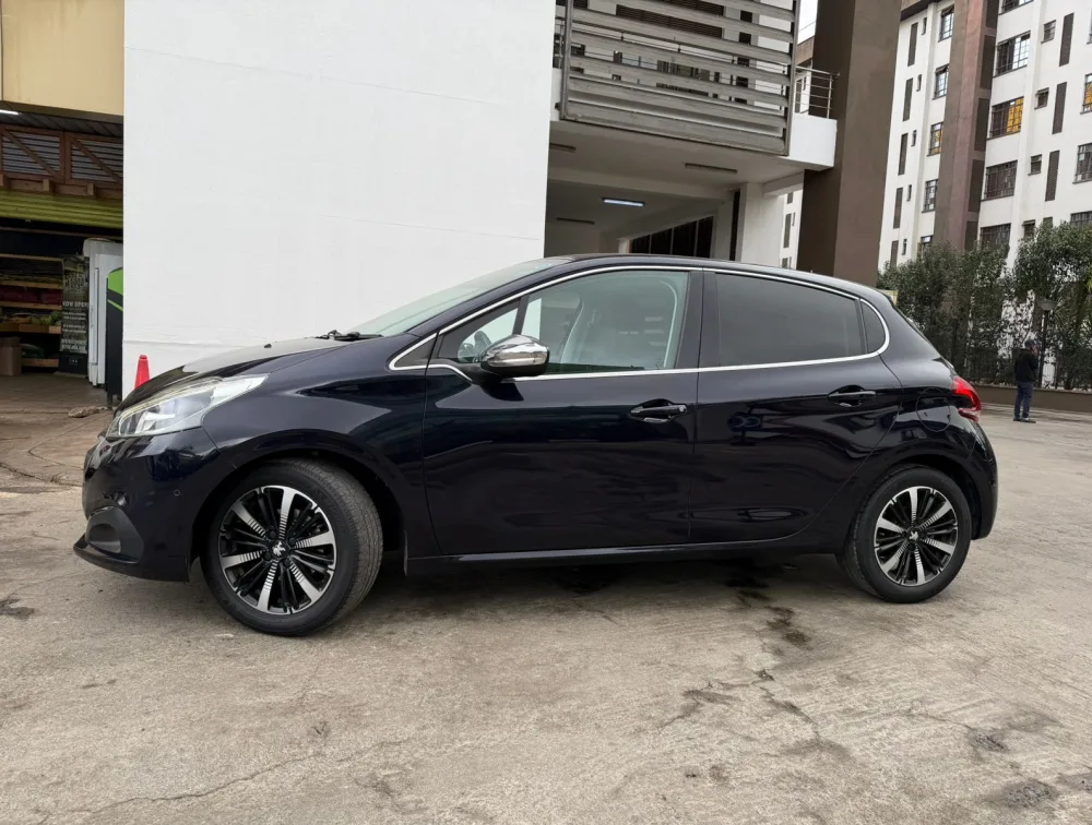 PEUGEOT 208 TECH EDITION - PRG Motors Ltd