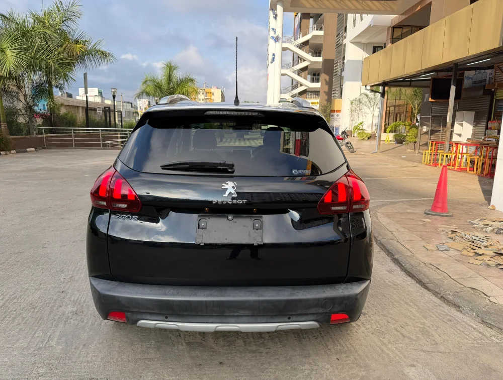 PEUGEOT 2008 CROSSCITY MOONROOF - PRG Motors Ltd
