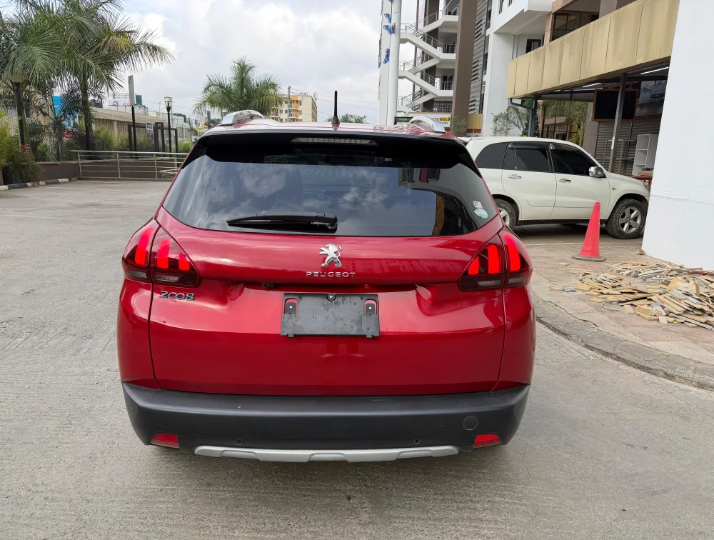 PEUGEOT 2008 CROSSCITY MOONROOF - PRG Motors Ltd