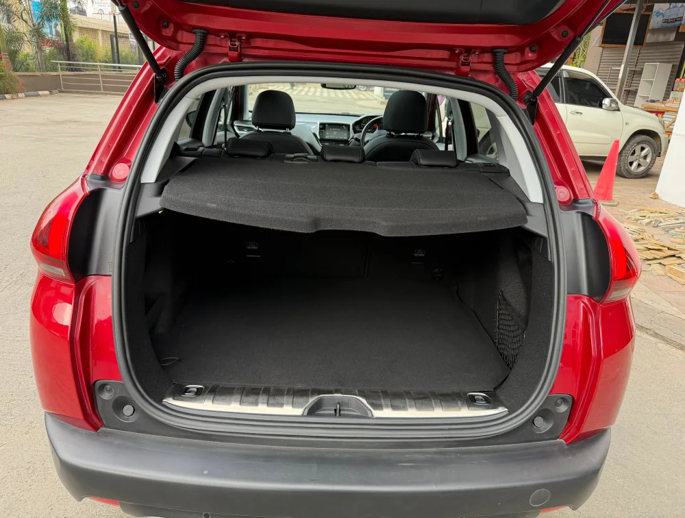 PEUGEOT 2008 CROSSCITY MOONROOF - PRG Motors Ltd