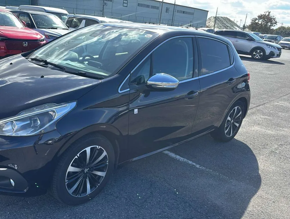 PEUGEOT 208 TECH EDITION - PRG Motors Ltd