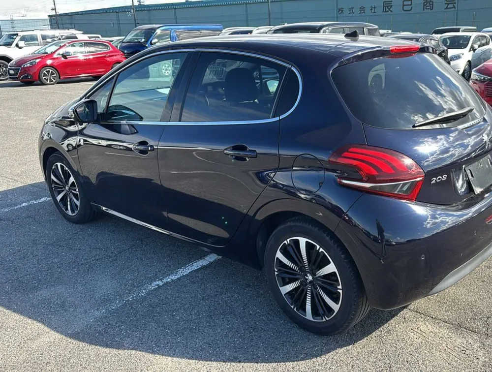 PEUGEOT 208 TECH EDITION - PRG Motors Ltd