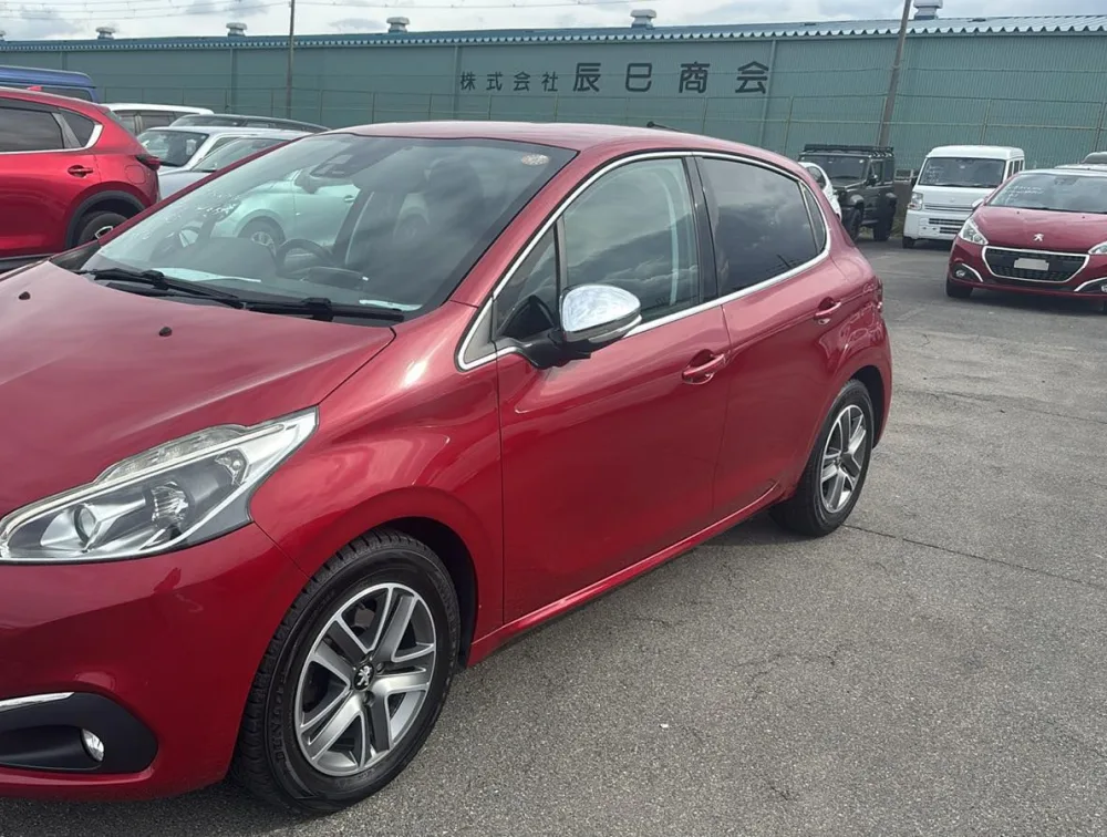 PEUGEOT 208 ALLURE - PRG Motors Ltd