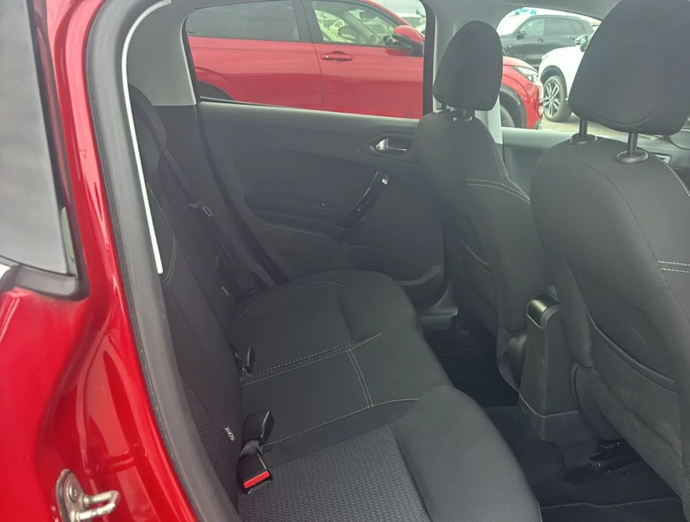 PEUGEOT 208 ALLURE - PRG Motors Ltd