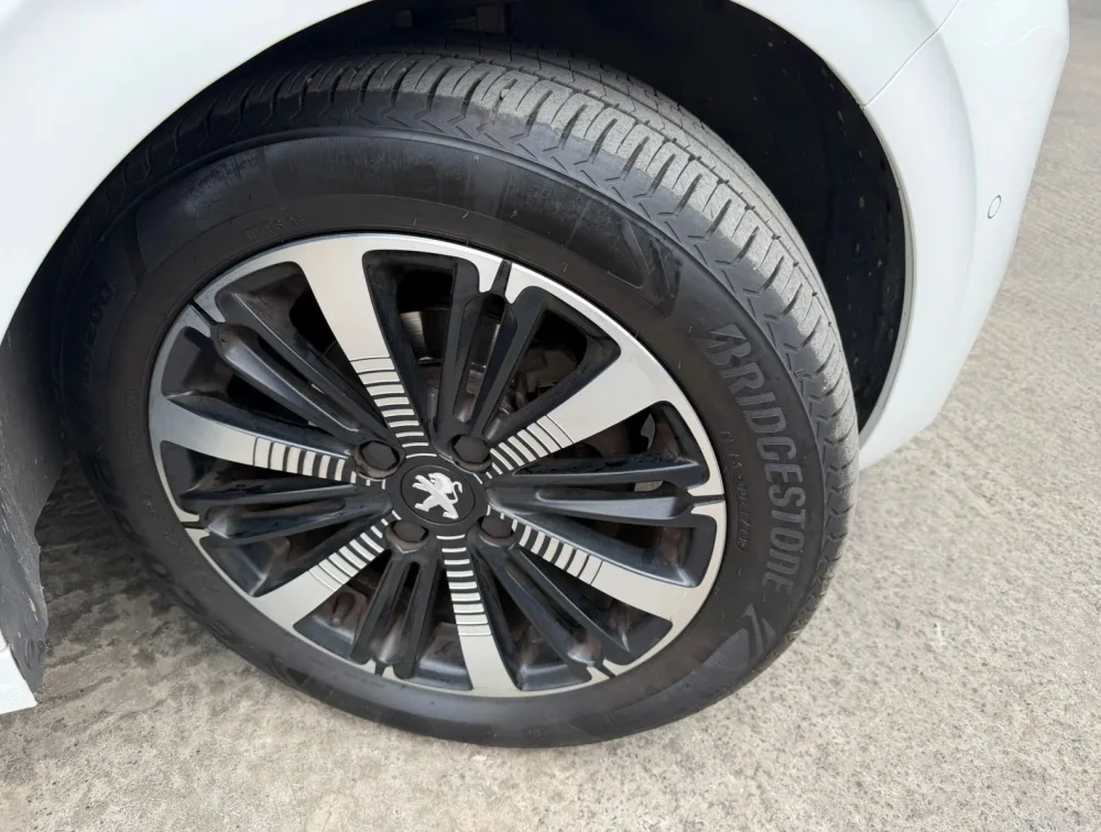 PEUGEOT 208 TECH EDITION - PRG Motors Ltd