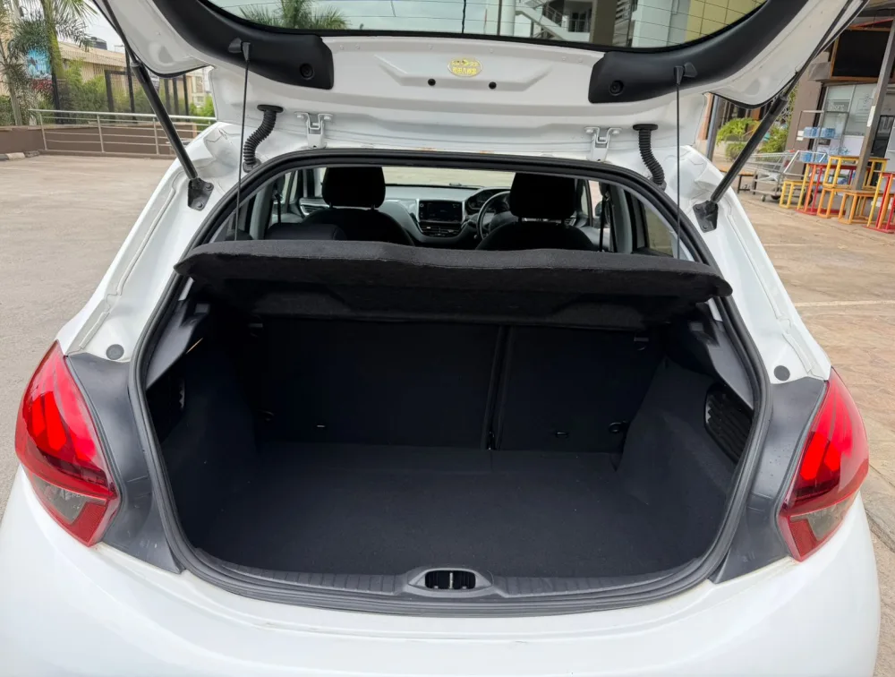 PEUGEOT 208 TECH EDITION - PRG Motors Ltd