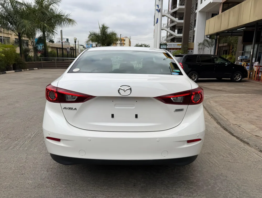 MAZDA AXELA SEDAN - PRG Motors Ltd