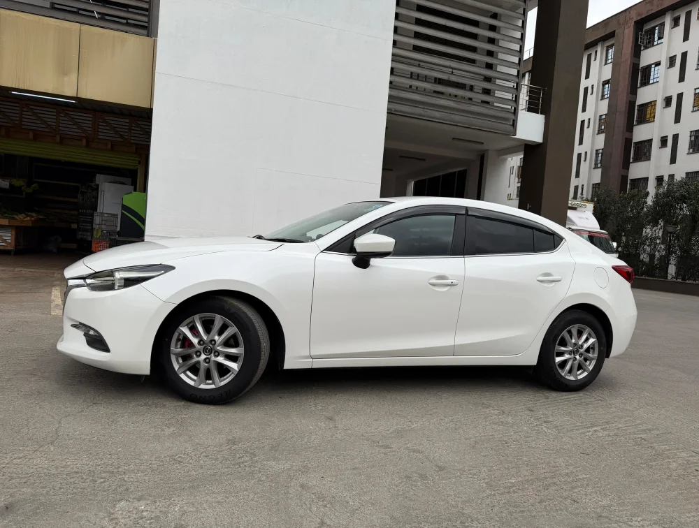 MAZDA AXELA SEDAN - PRG Motors Ltd