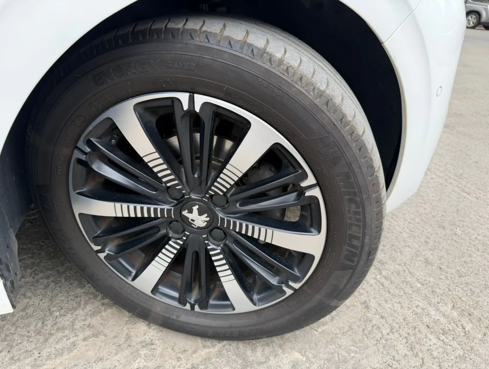 PEUGEOT 208 TECH EDITION - PRG Motors Ltd