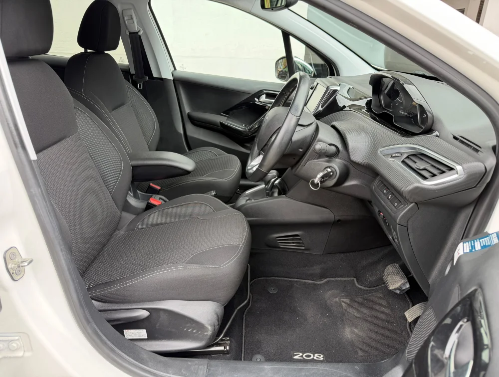 PEUGEOT 208 TECH PACK EDITION - PRG Motors Ltd