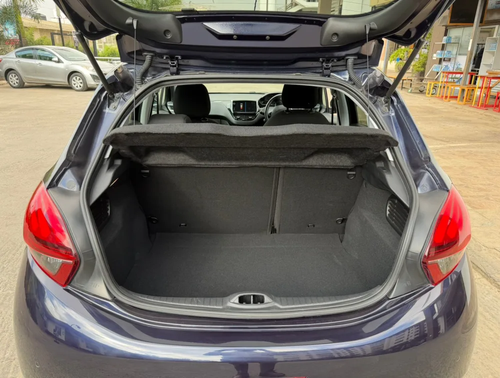 PEUGEOT 208 ALLURE - PRG Motors Ltd