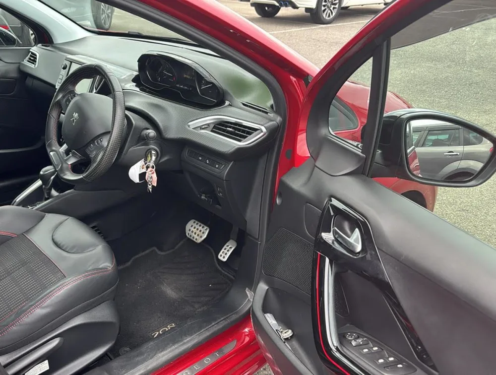 PEUGEOT 208 GTLINE - PRG Motors Ltd