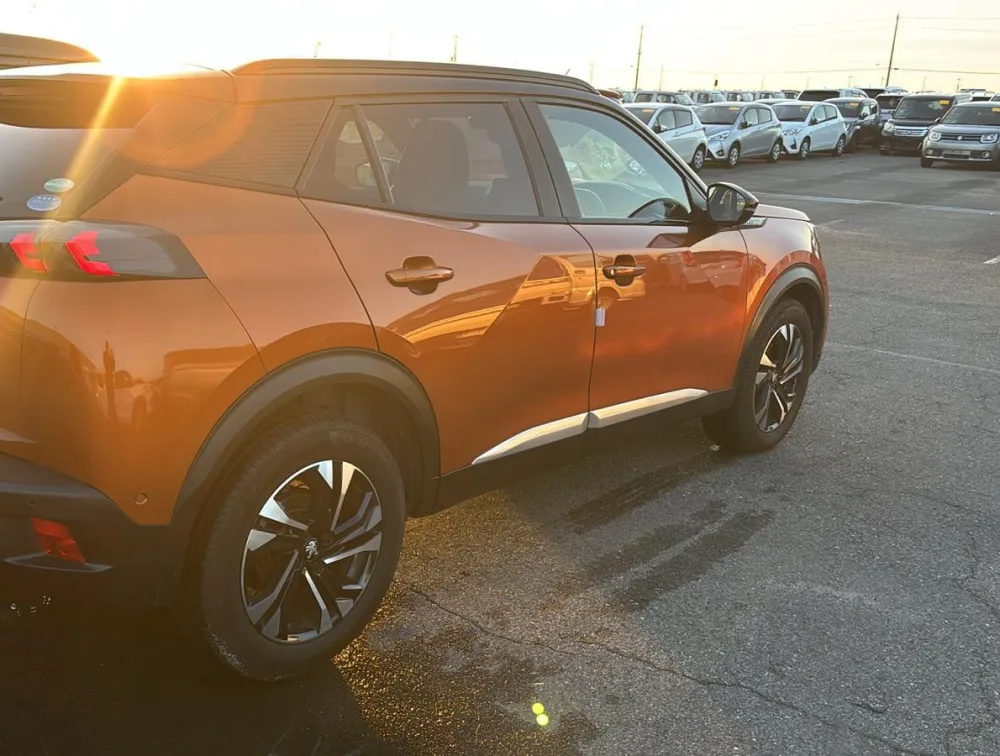PEUGEOT 2008 GTLINE MOONROOF NEWSHAPE - PRG Motors Ltd