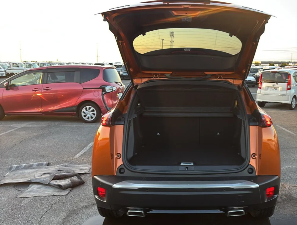 PEUGEOT 2008 GTLINE MOONROOF NEWSHAPE - PRG Motors Ltd