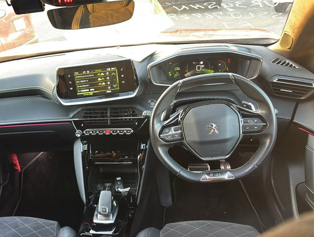 PEUGEOT 2008 GTLINE MOONROOF NEWSHAPE - PRG Motors Ltd