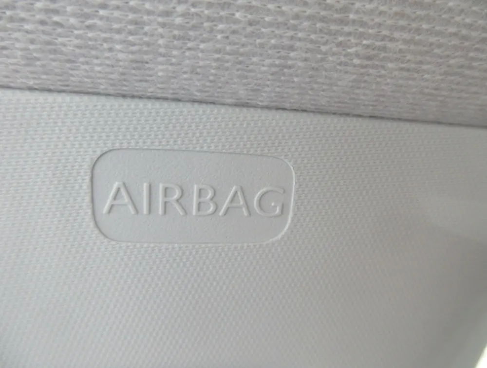 PEUGEOT 208 ALLURE FUN EDITION - PRG Motors Ltd