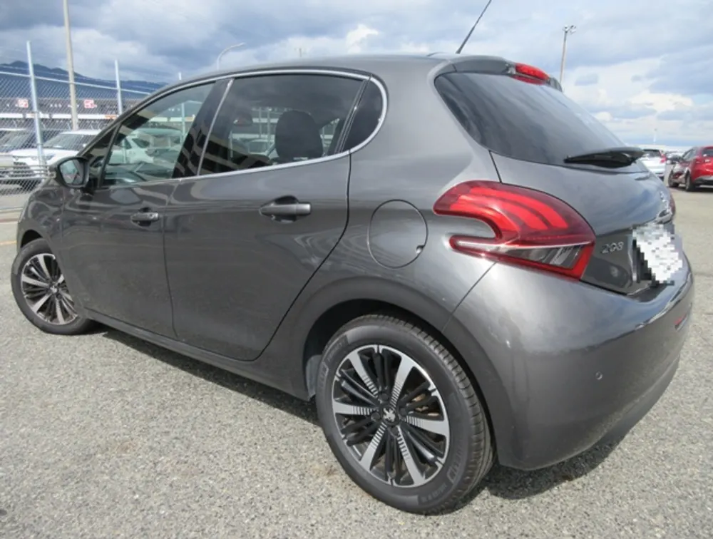 PEUGEOT 208 ALLURE FUN EDITION - PRG Motors Ltd