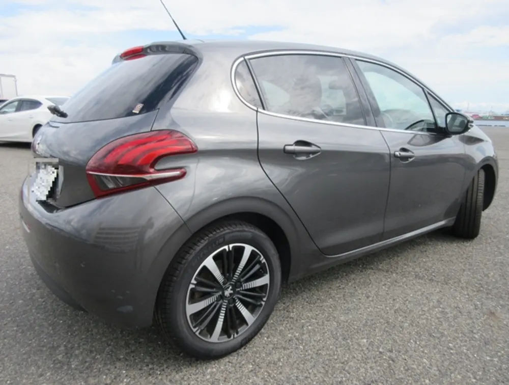 PEUGEOT 208 ALLURE FUN EDITION - PRG Motors Ltd